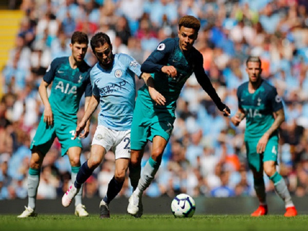 Top 4 trong lòng bàn tay của Tottenham